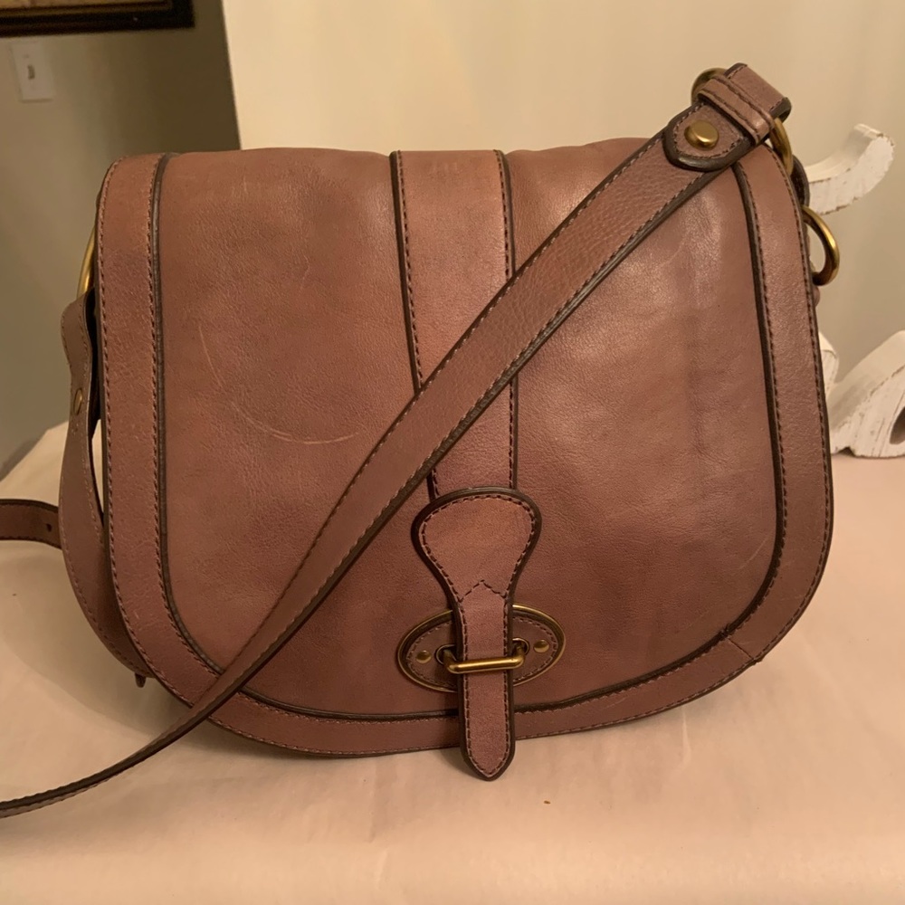 FOSSIL VRI Vintage Reissue Crossbody Saddle Bag. Great Condition. Large Size.